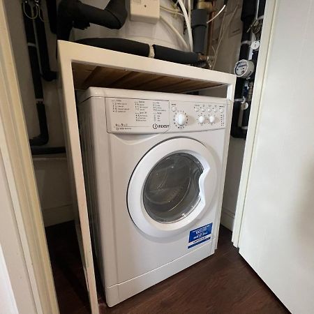 Modern 2Br 2Ba Apt Wparking Sleeps 6 Comfortably Londres Extérieur photo