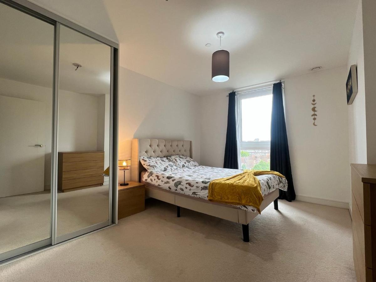 Modern 2Br 2Ba Apt Wparking Sleeps 6 Comfortably Londres Extérieur photo