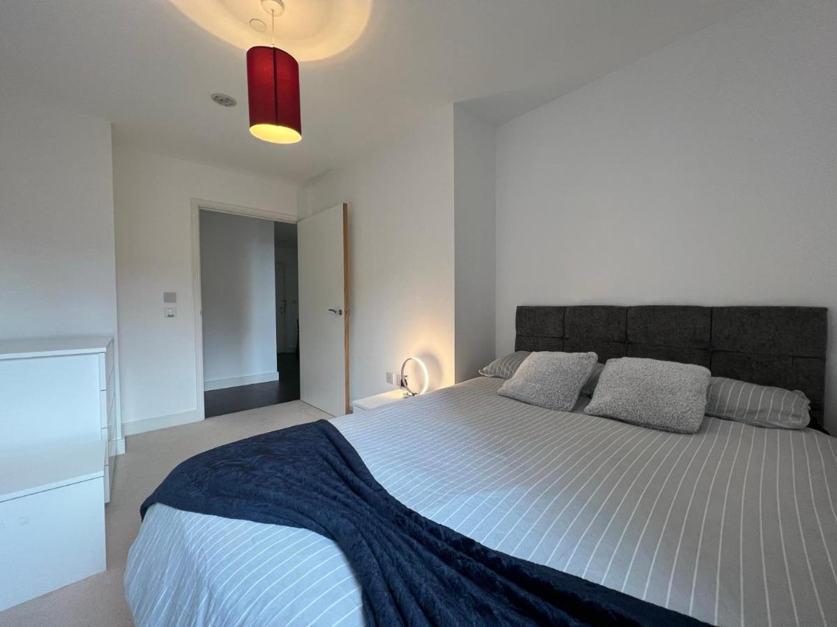 Modern 2Br 2Ba Apt Wparking Sleeps 6 Comfortably Londres Extérieur photo